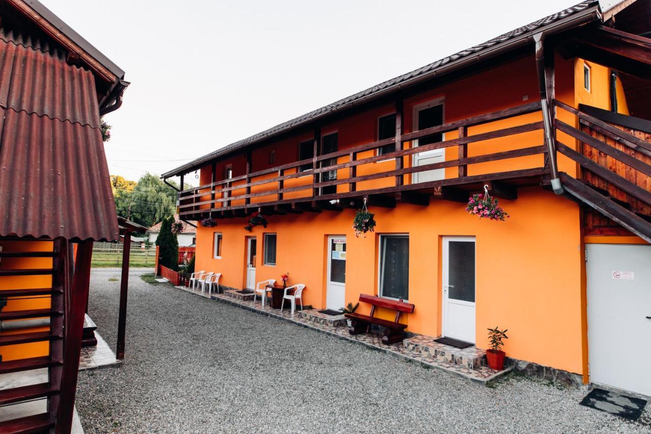Hotel Iris Panzio Praid Exterior foto