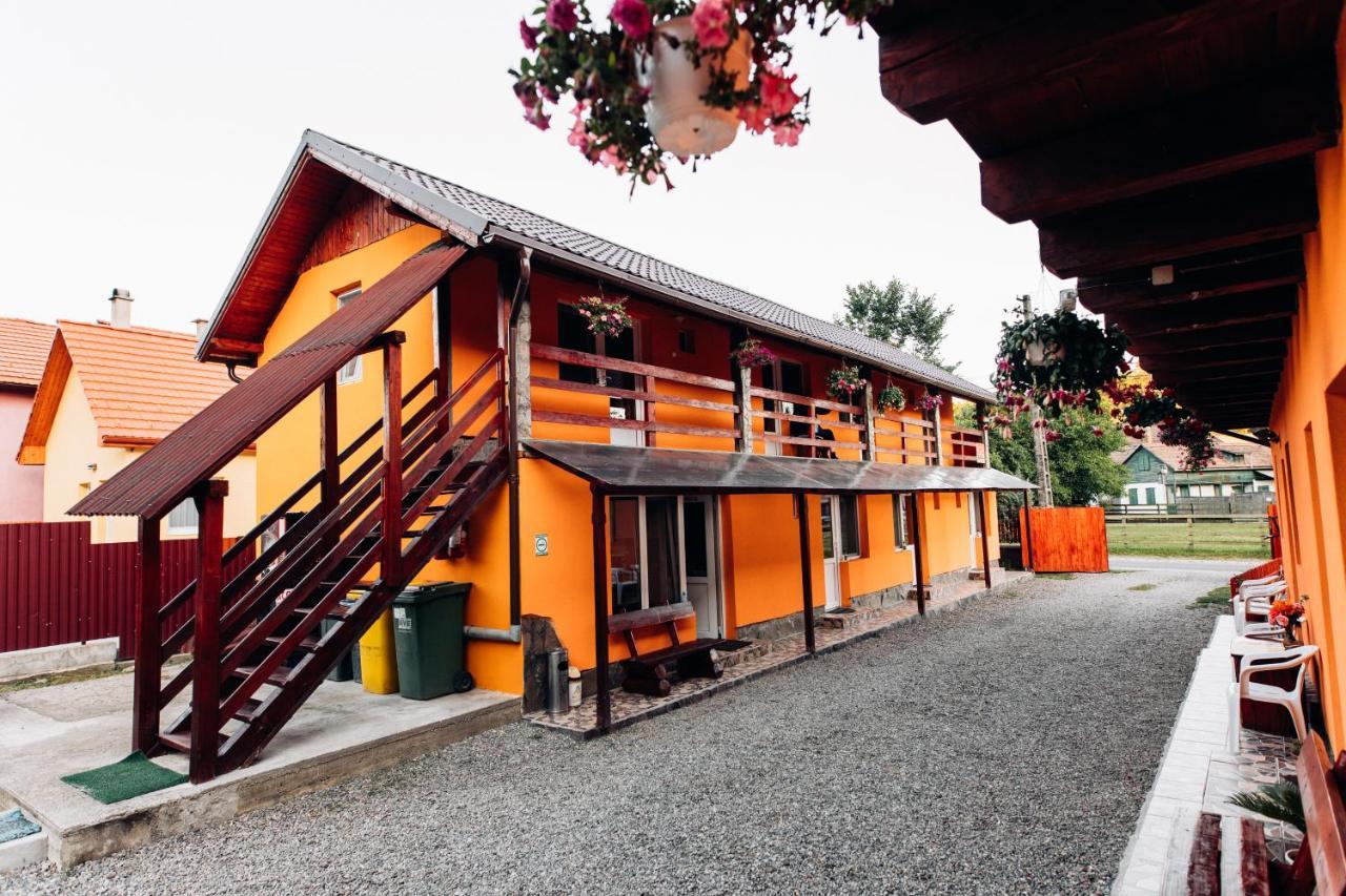 Hotel Iris Panzio Praid Exterior foto